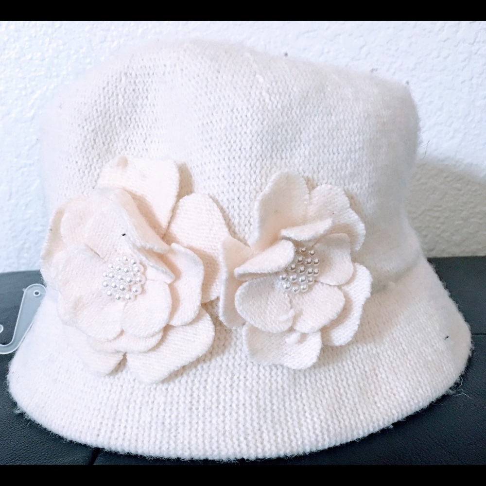 Croft and barrow hat